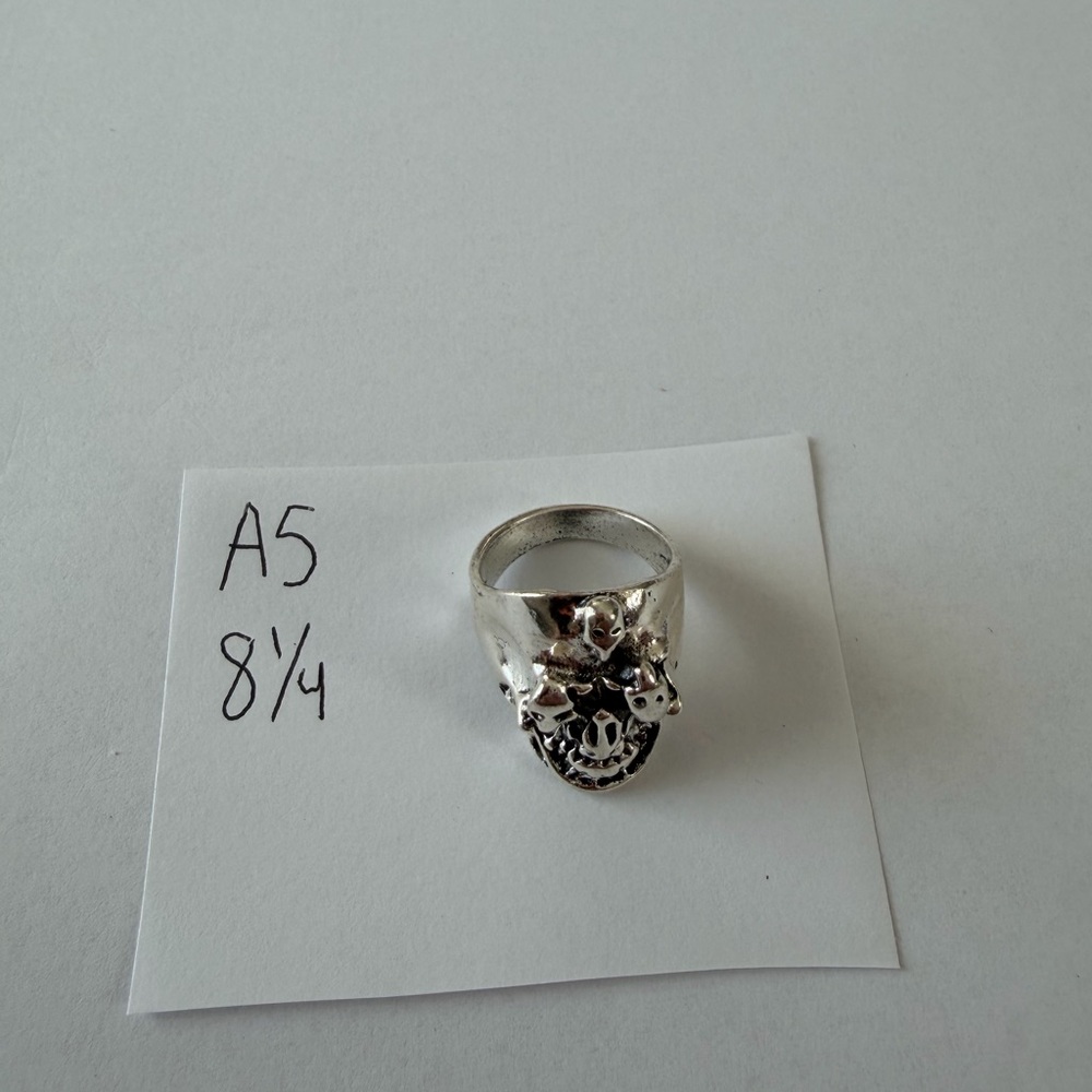 Silver Skull Ring‎
